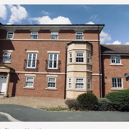 Delux Room With Private Parking, Sleeps 2, Perfect For Cotswold Getaway, Easy A419 Access Blunsdon Экстерьер фото